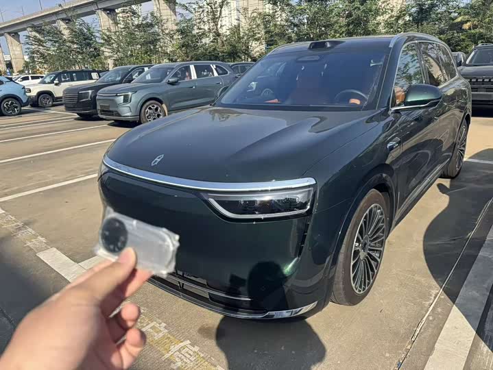 Aito M8 2025 2025款 增程 Ultra版 53.4kWh 6座版