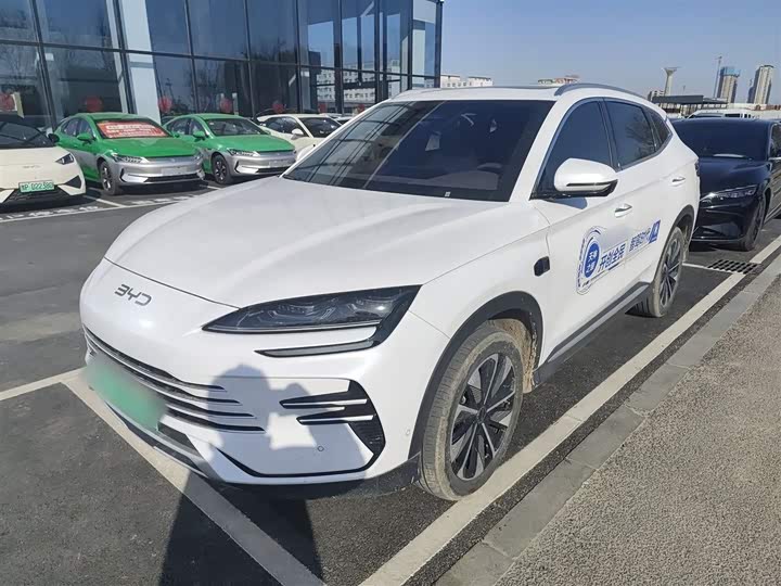 2025 BYD Song Plus Hybrid/EV