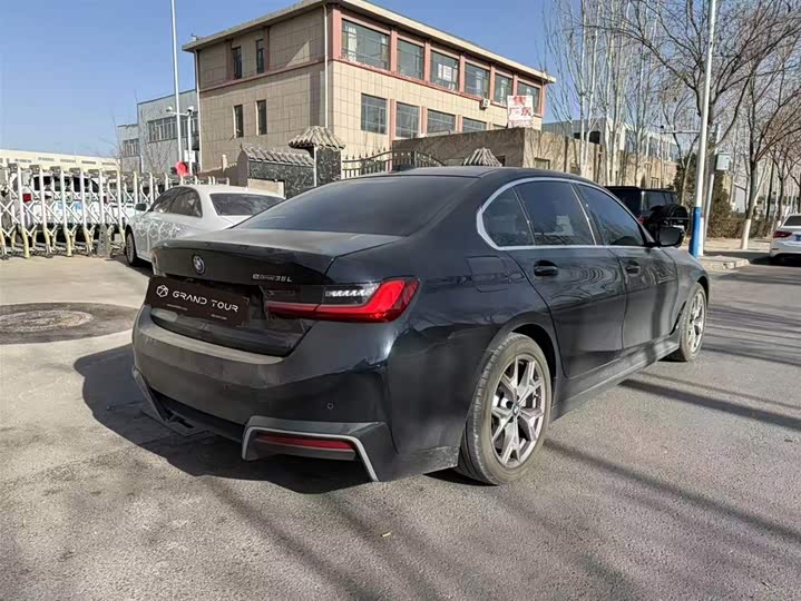 BMW i3 2025 2025款 eDrive 35 L