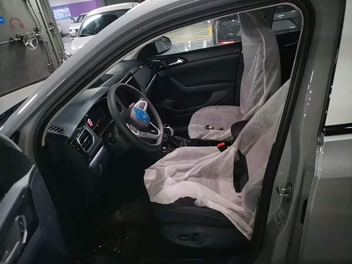 Volkswagen Tharu 2026 2026款 新锐 300TSI 锐享版