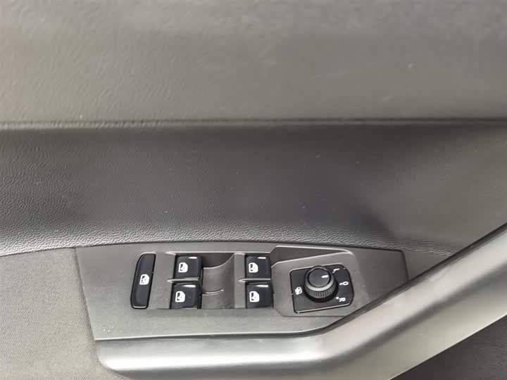 Volkswagen Polo 2023 2023款 改款二 Plus 1.5L 自动全景乐享版