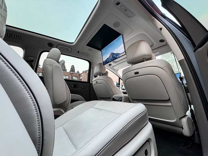 LiXiang i8 2025 2025款 标准版