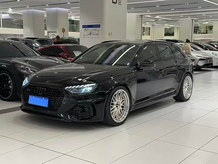 Audi RS 4 2021 2021款 RS4 Avant 黑曜版