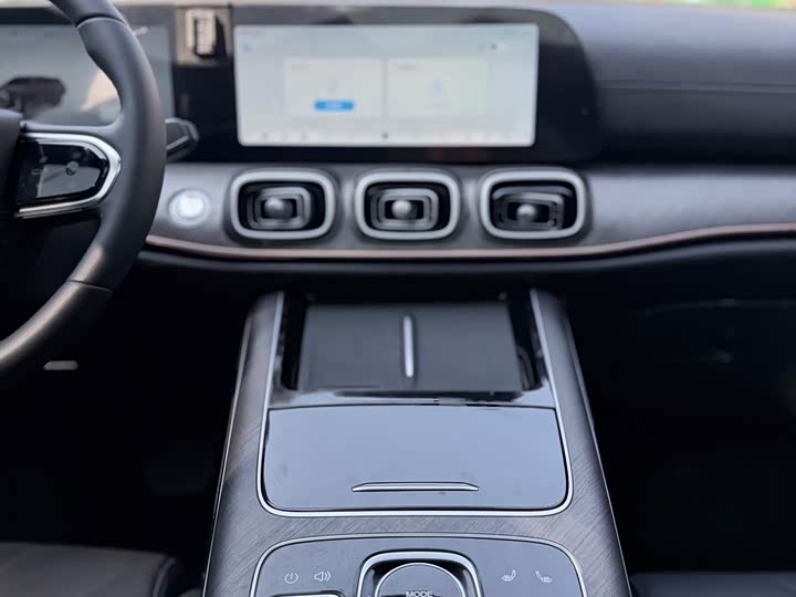 Chery Tiggo 9 2025 2025款 2.0T 双离合两驱豪享版 5座