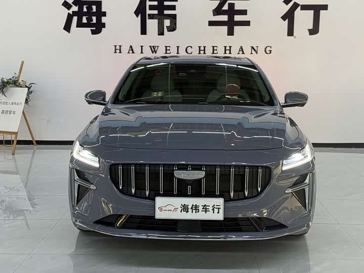 Geely Preface L 2024 2024款 油混 1.5TD 天宫版