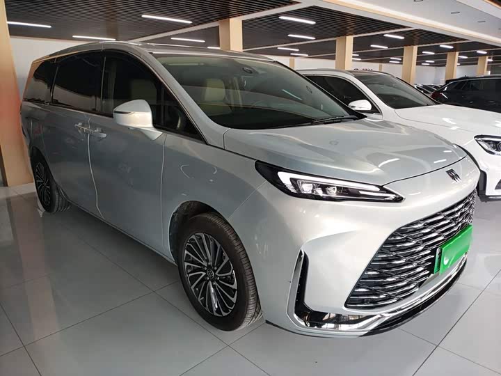 Buick GL8 Hybrid 2025 2025款 陆尚 智享版 7座