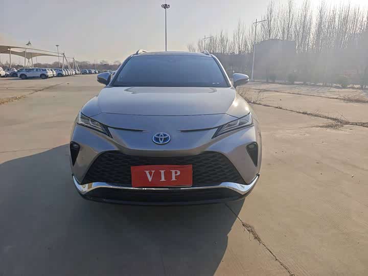 Toyota Venza 2024 2024款 2.5L智能电混双擎 两驱豪华版