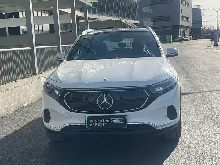 Mercedes-Benz EQA 2022 2022款 EQA 300 4MATIC 首发特别版