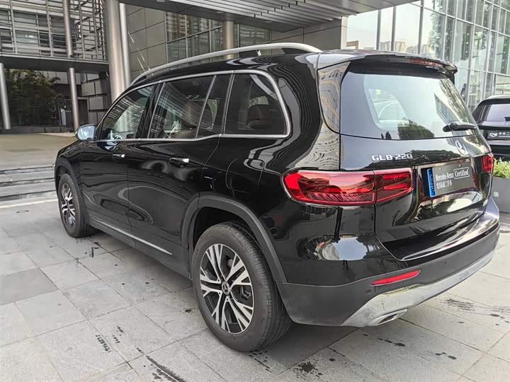 Mercedes-Benz GLB-Class 2025 2025款 GLB 220 动感型