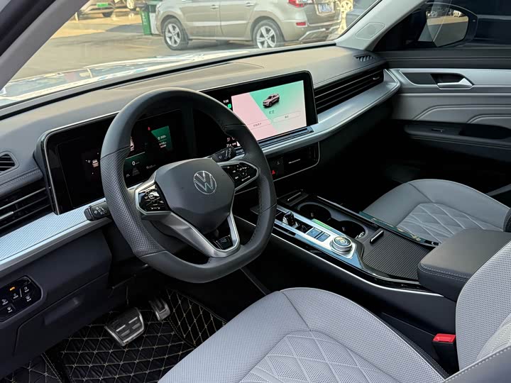 Volkswagen Tavendor 2023 2023款 380TSI 四驱R-Line巡游版