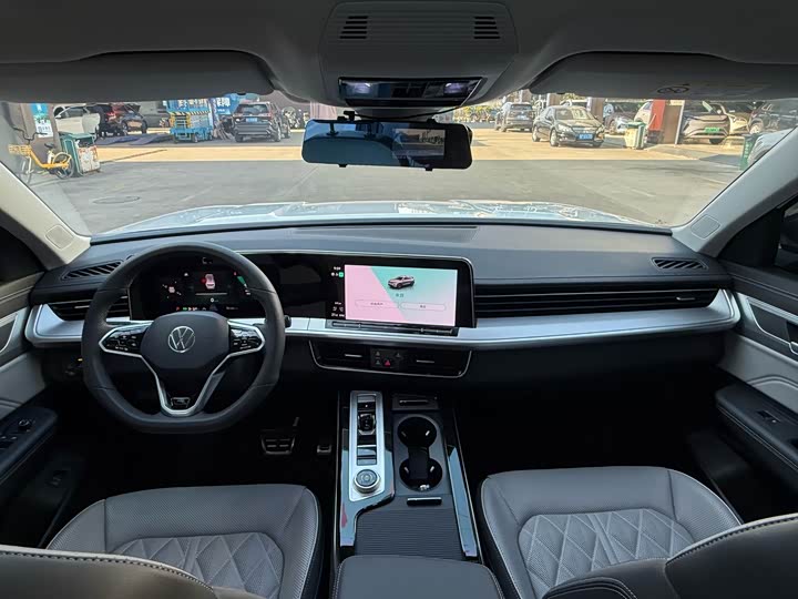 Volkswagen Tavendor 2023 2023款 380TSI 四驱R-Line巡游版