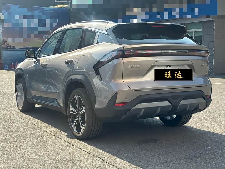 Geely Galaxy L7 2025 2025款 EM-i 115km 探索+版