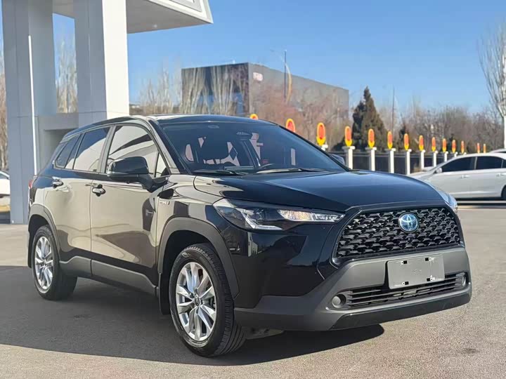 Toyota Corolla Cross 2024 2024款 2.0L 智能电混双擎 精英版