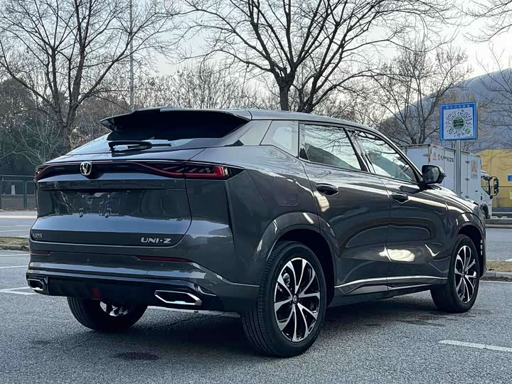 Changan UNI-Z Hybrid 2024 2024款 蓝鲸智电iDD 125km 超越型