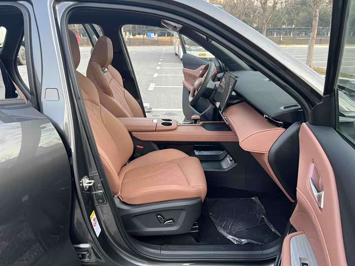 Changan UNI-Z Hybrid 2024 2024款 蓝鲸智电iDD 125km 超越型