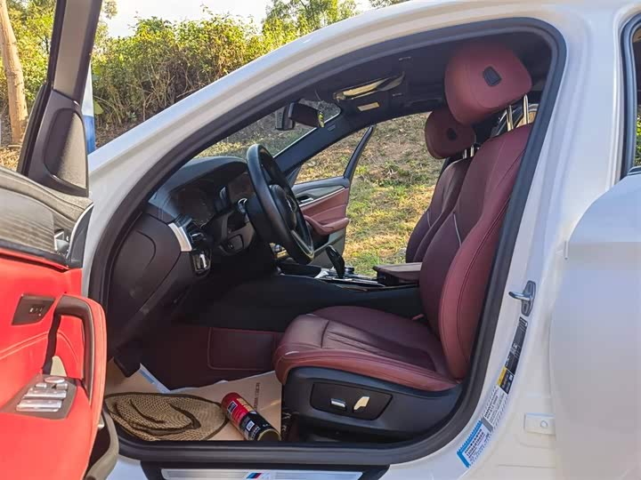 BMW 5 Series Hybrid 2022 2022款 改款 535Le M运动套装