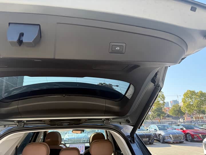 Chery Tiggo 8L 2025 2025款 2.0T 两驱长虹版 5座