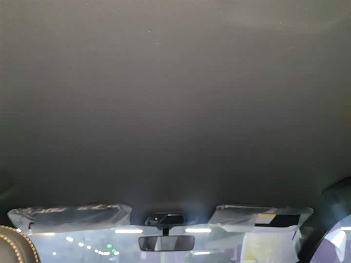 Geely Coolray 2025 2025款 缤越L 1.5TD DCT 星钻