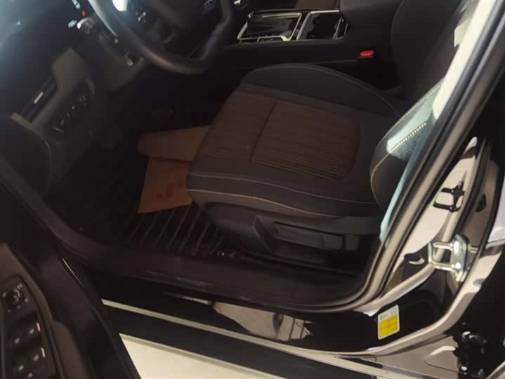 Bestune B70 2025 2025款 龙耀版 1.5T 质享型