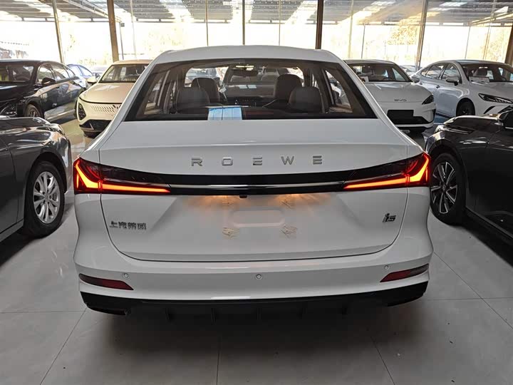 Roewe i5 2026 2026款 1.5L CVT豪华版
