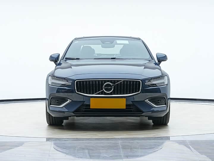 Volvo S60 2026 2026款 B4 智远豪华版
