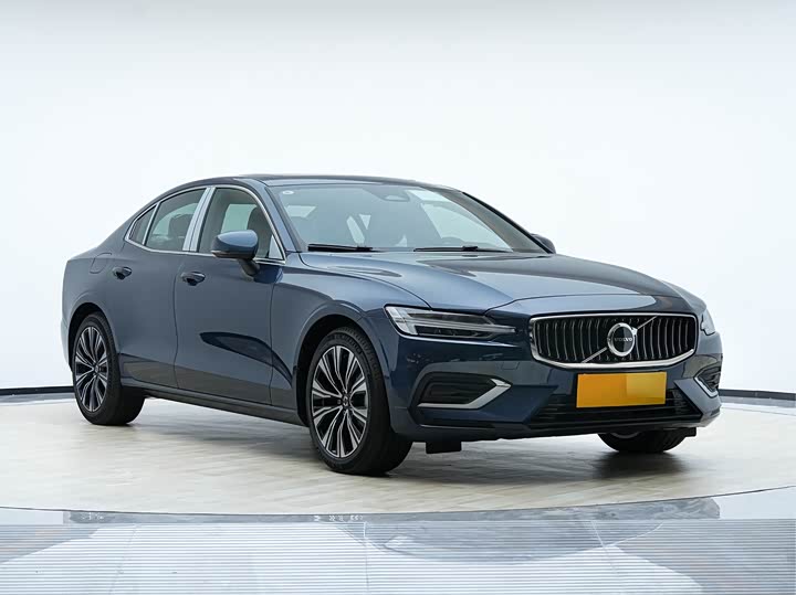 Volvo S60 2026 2026款 B4 智远豪华版