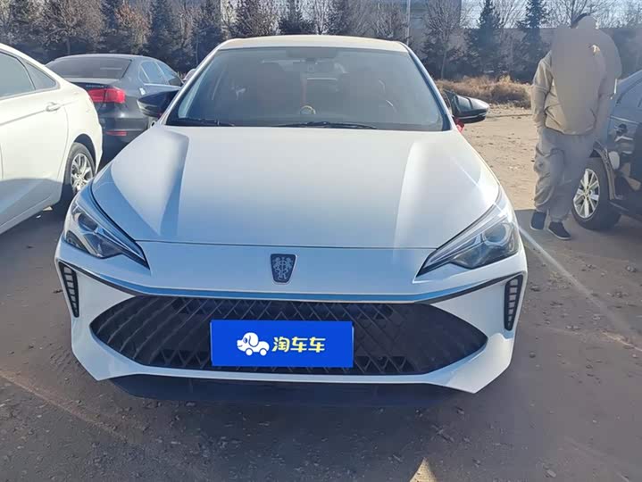 Roewe i5 2023 2023款 1.5L 手动舒享版