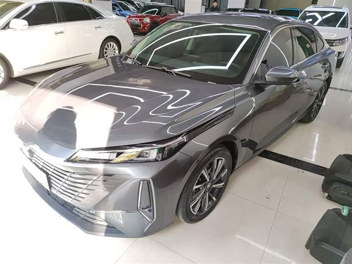 Changan Eado Plus 2025 2025款 蓝鲸 1.5T 500Bar尊贵型