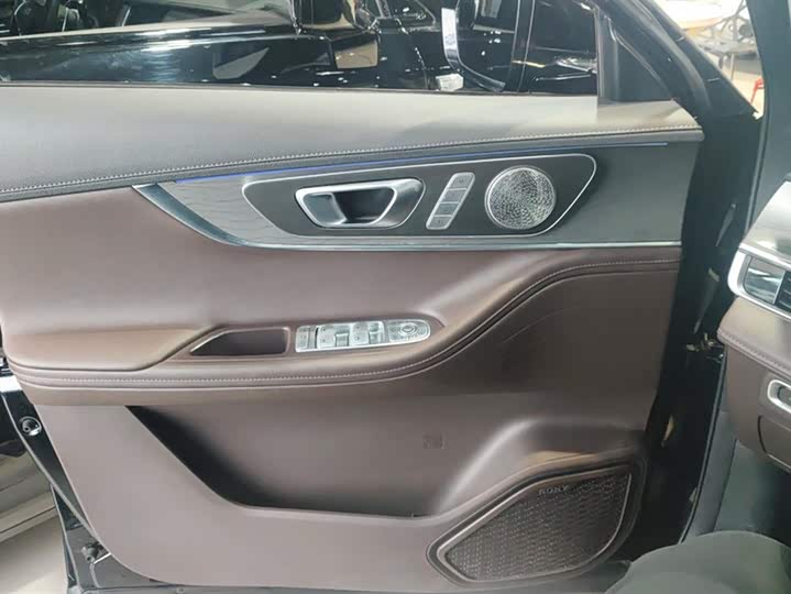 Chery Tiggo 8 Pro 2024 2024款 冠军版 290T 两驱巅峰版 7座