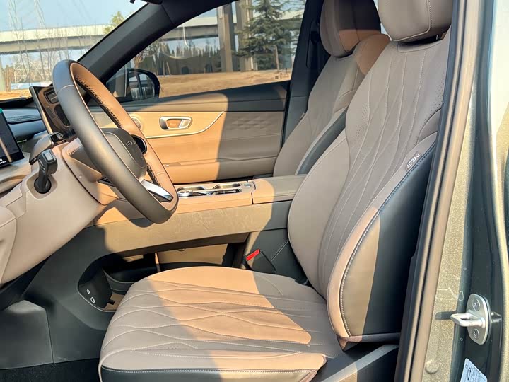 Chery Fulwin T8 2025 2025款 1.5T 130km 尊享版 5座