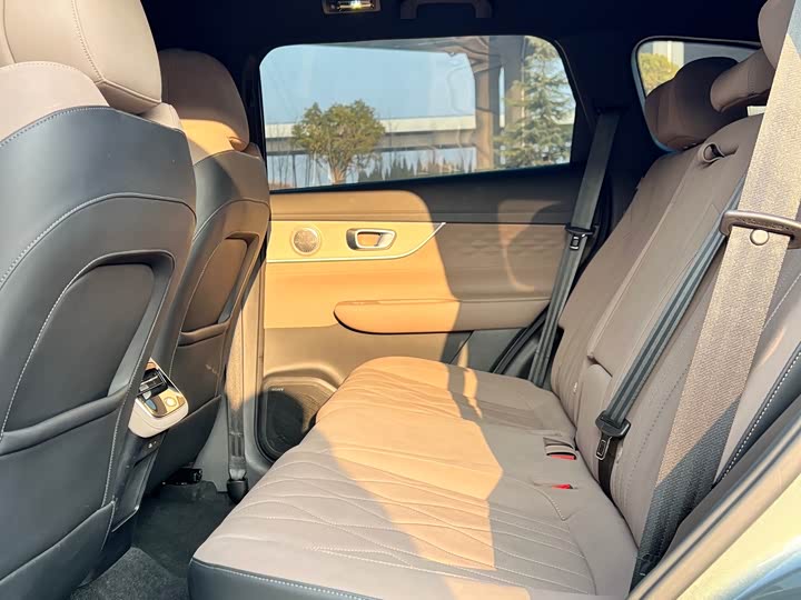 Chery Fulwin T8 2025 2025款 1.5T 130km 尊享版 5座