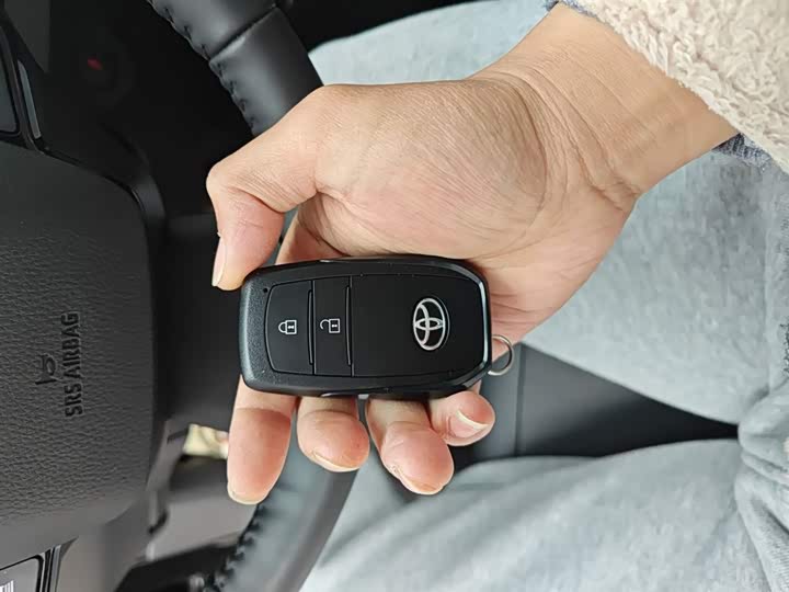 Toyota bZ5 2025 2025款 550 PRO智行版