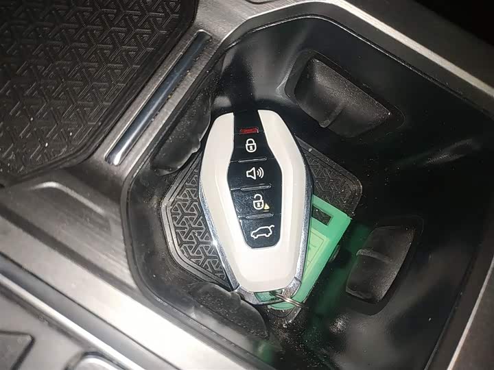 Jetour X70 Plus 2025 2025款 冠军版 1.5T DCT冠军PRO 5座