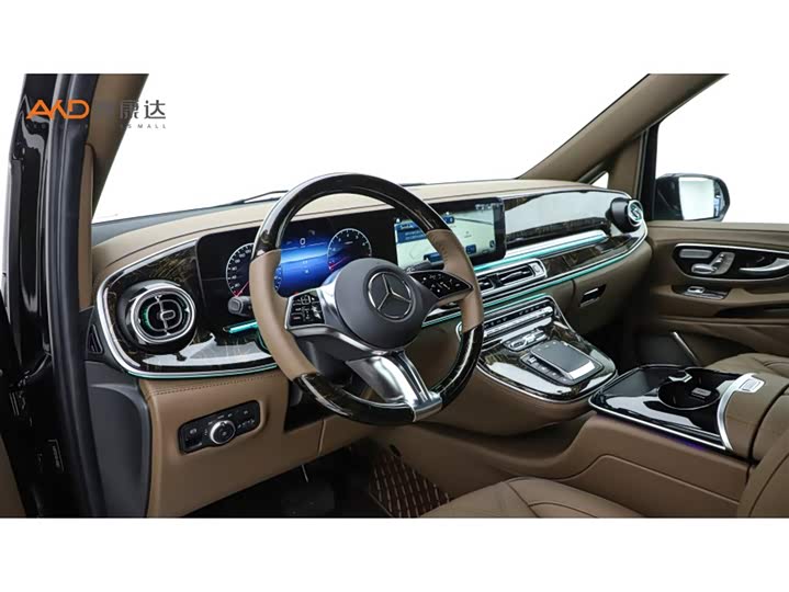 Mercedes-Benz Vito 2024 2024款 2.0T 商务版 7座