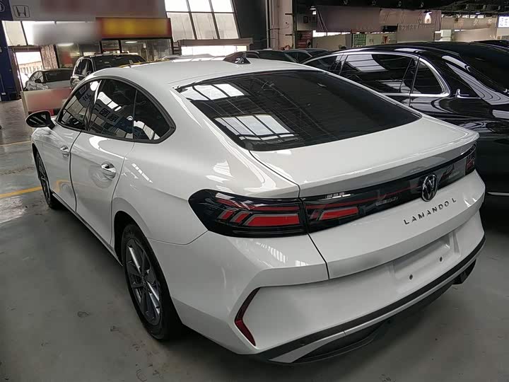 Volkswagen Lamando L 2026 2026款 凌渡L 300TSI 凌动版