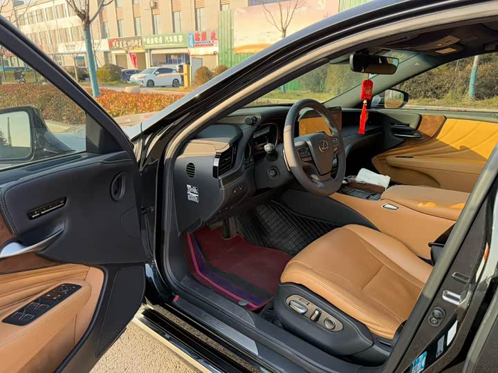 Lexus LS 2021 2021款 500h 卓越版