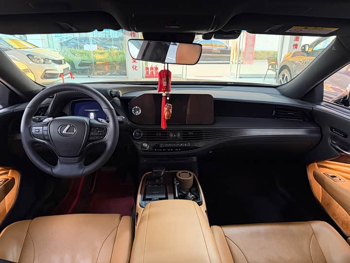 Lexus LS 2021 2021款 500h 卓越版