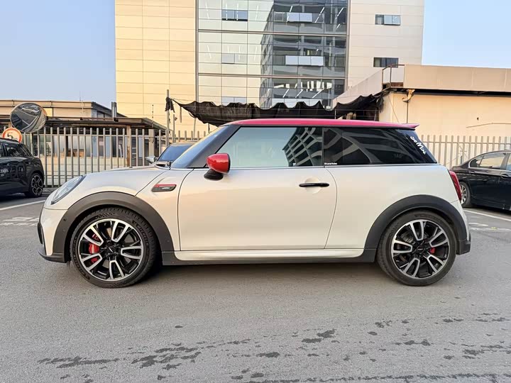 Mini Mini JCW 2022 2022款 2.0T JOHN COOPER WORKS ALL-IN