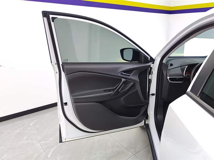 Chevrolet Tracker 2021 2021款 Redline 335T CVT极版 国VI