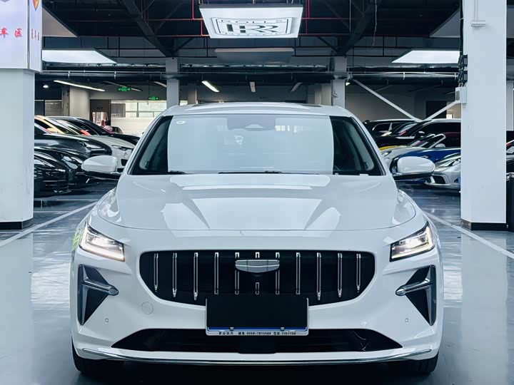 Geely Preface L 2024 2024款 油混 1.5TD 星河版