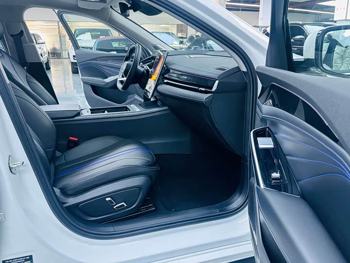 Geely Preface L 2024 2024款 油混 1.5TD 星河版