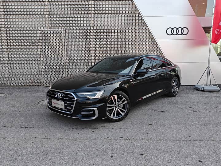 Audi A6L 2025 2025款 40 TFSI 豪华动感型