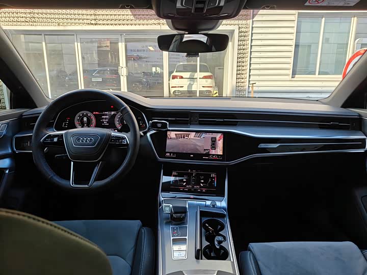 Audi A6L 2025 2025款 40 TFSI 豪华动感型
