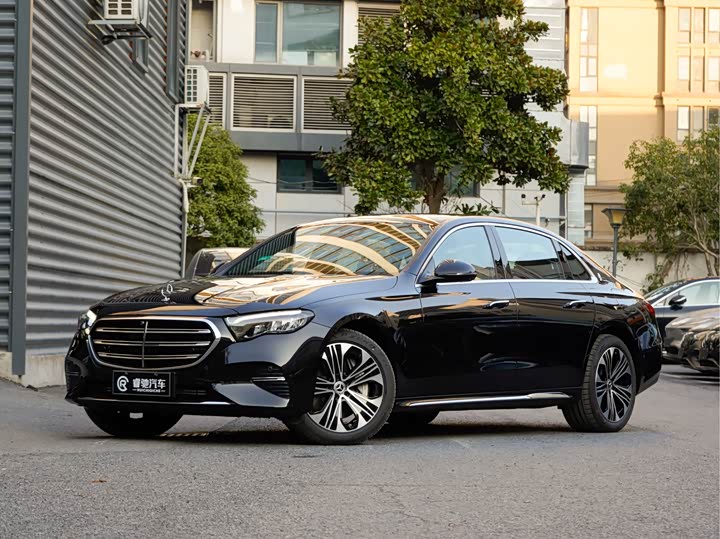 Mercedes-Benz E-Class Hybrid 2024 2024款 E 350 e L 插电式混合动力轿车