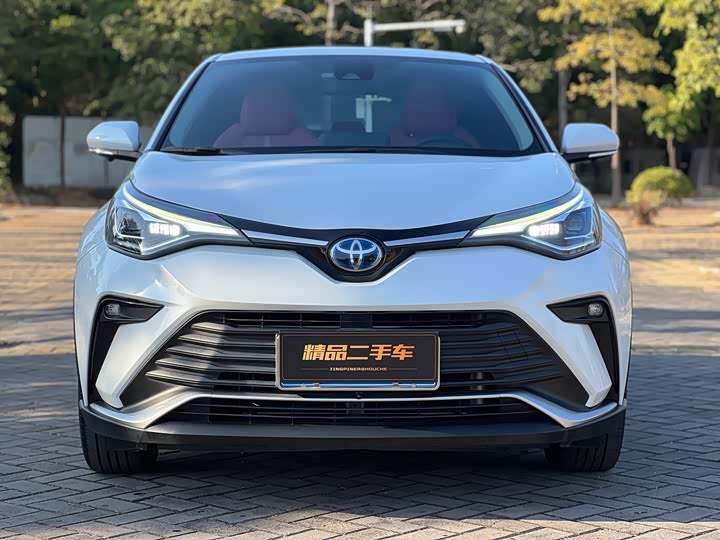 Toyota Izoa 2021 2021款 双擎 2.0L 奕驰版