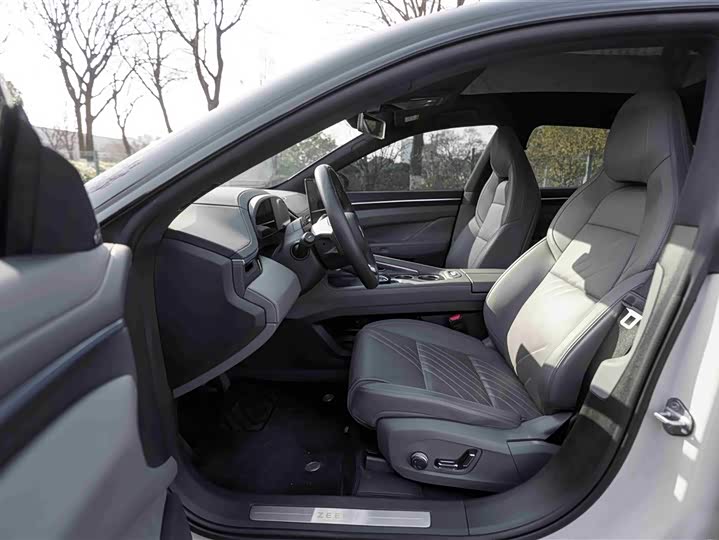 Zeekr 001 2025 2025款 WE版 95kWh 四驱