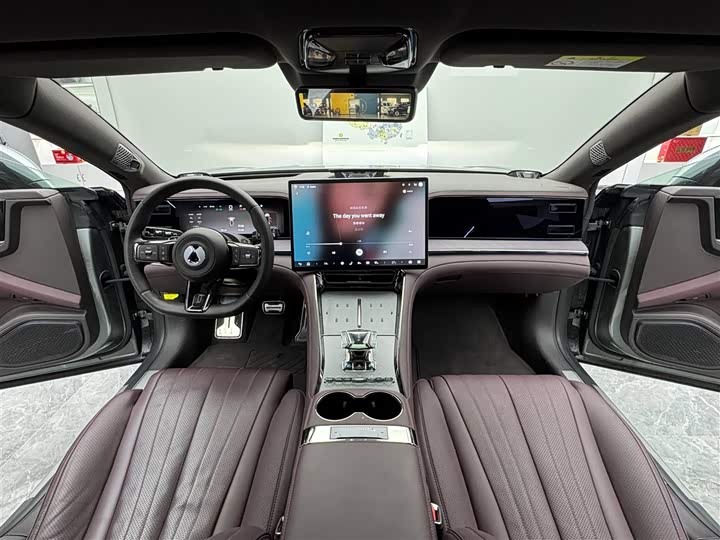 Denza Z9GT 2024 2024款 1100四驱Ultra版