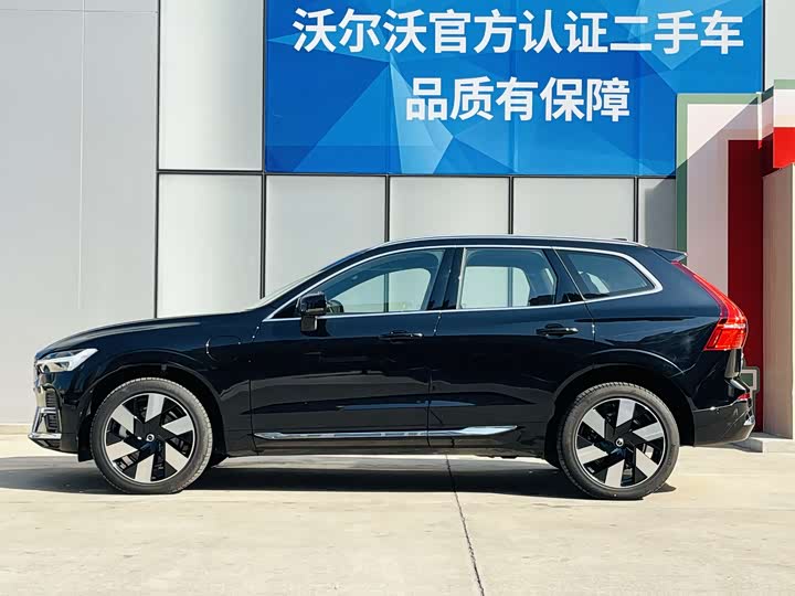 Volvo XC60 Hybrid 2025 2025款 插电式混动 长续航四驱智雅豪华版
