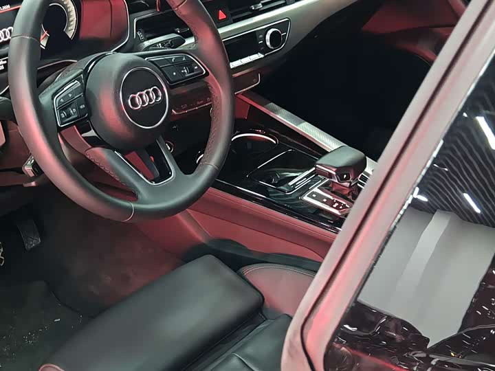 Audi A5 2024 2024款 Sportback 40 TFSI 时尚动感型