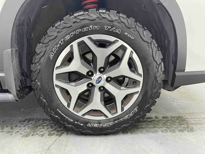 Subaru Forester 2022 2022款 2.0i AWD豪华版EyeSight